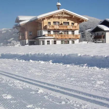 Feriengut Fingerhof Apartamento