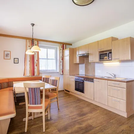 Feriengut Fingerhof Apartamento Flachau